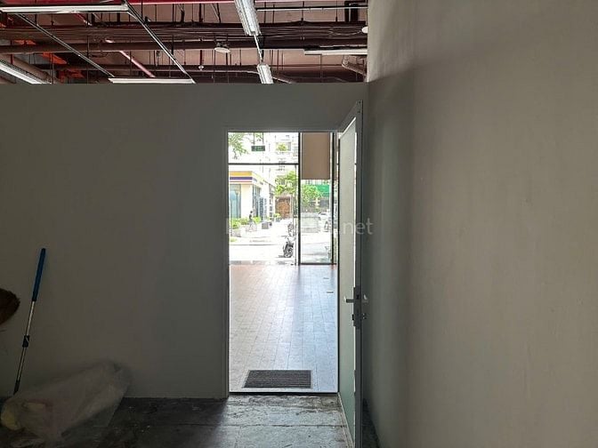 CHO THUÊ SHOPHOUSE MẶT TIỀN NGÃ BA – CITYLAND PARK HILLS, GÒ VẤP