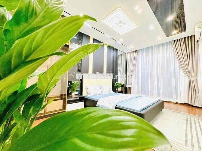 Nhà đẹp Mỹ Đình, 35m 5 tầng,2 mặt thoáng, ngõ nông, ô tô đỗ cổng