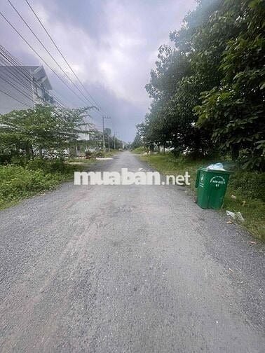 bán đất 6x20 kdc 135 trung tâm bến lức