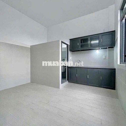 Cho Thuê Phòng Rộng 30m2 Mới 100% Ngay Nơ Trang Long