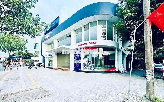 CHO THUÊ MẶT BẰNG 2 TẦNG – 2 MẶT TIỀN ĐƯỜNG ĐIỆN BIÊN PHỦ , NGANG :22M