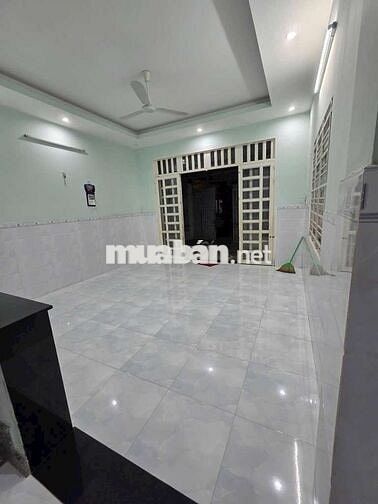 NGỘP-GẤP, Nhà 2MT 150m2 Lê Văn Lương oto né, không lộ giới, hơn 4 tỷ