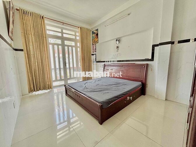 CHÍNH CHỦ CHO THUÊ NHÀ NGUYÊN CĂN ĐẸP - 4 PN 6WC 2 ST GẦN CHỢ TÂN BÌNH