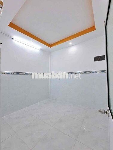 NHÀ 3 PHÒNG NGỦ (HOÀN CÔNG) HẺM 4 CMT8 GẦN VINCOM HÙNG VƯƠNG