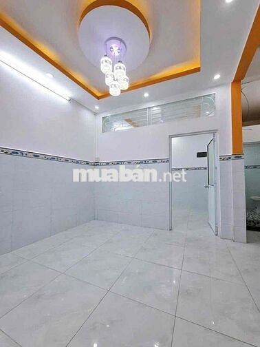 NHÀ 3 PHÒNG NGỦ (HOÀN CÔNG) HẺM 4 CMT8 GẦN VINCOM HÙNG VƯƠNG