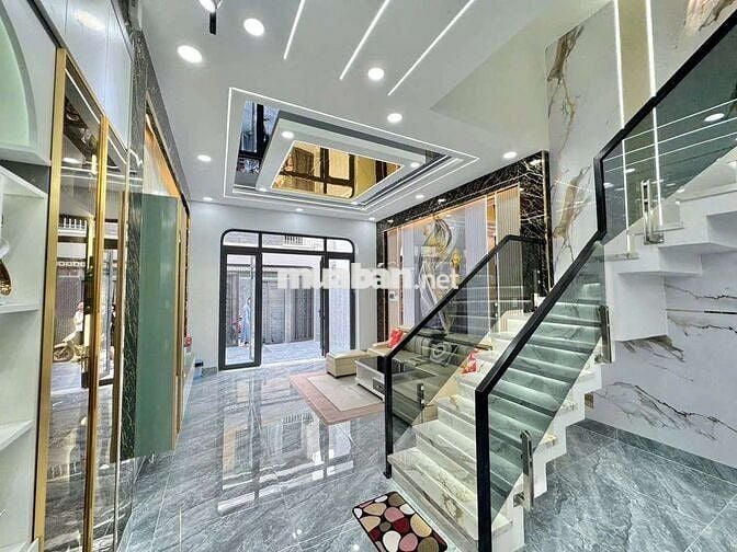 Bán nhà sổ hồng riêng nhà mới đường Thạnh Xuân 43