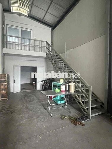 Cho thuê kho xưởng đẹp (212m2), gần chợ Trảng Dài, Đồng Nai.