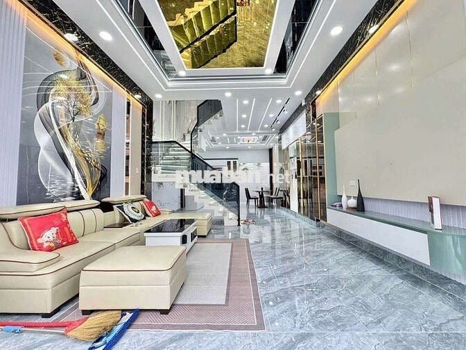 Bán nhà sổ hồng riêng nhà mới đường Thạnh Xuân 43