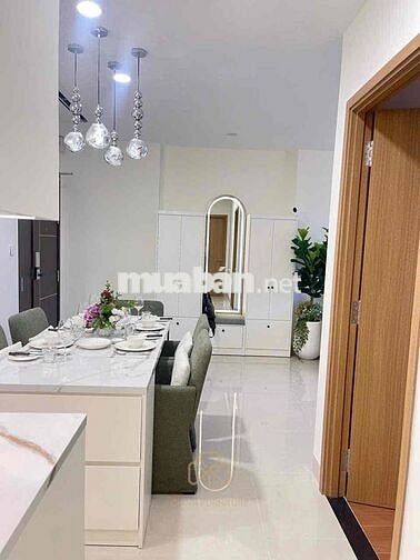 cần cho thuê căn hộ cao cấp mới 100%