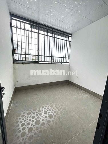 Nhà mới 2 lầu 3 phòng Hẻm Trần Hưng Đạo