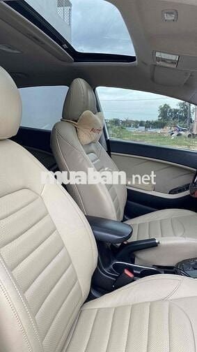 Kia Cerato 2018 2.0 AT Premium - 90 km