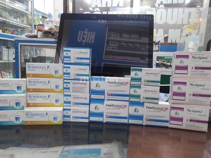 Sang nhượng nhà thuốc tư nhân 5 năm Phú diễn 2 tầng mặt tiền 4 mét