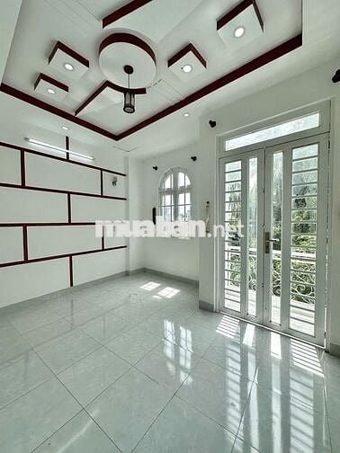 Cho thuê nhà trục chính hẻm trần hoàng na gần cv lưu hữu phước 6 triệu