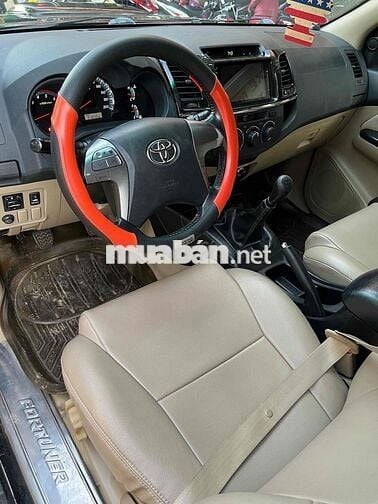 Toyota Fortuner 2015 2.5G 4x2 - 90000 km