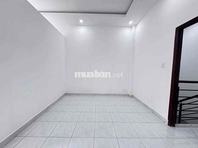 Nhà hẻm xe hơi quang trung p12 gần emart Phan huy ích