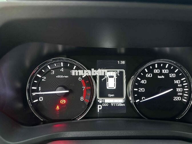 Toyota Avanza Premio 2023 Bạc 7c tự động