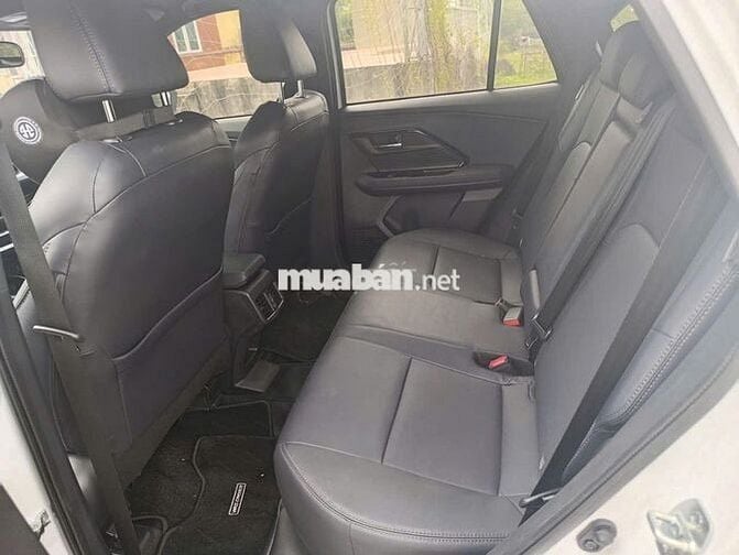 Toyota Yaris Cross 2024 1.5 D-CVT - 8000 km