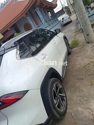 Toyota Yaris Cross 2024 1.5 D-CVT - 8000 km