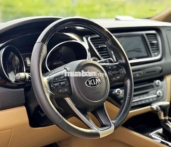 Sedona 2019 dầu cao cấp giá tốt hỗ trợ góp