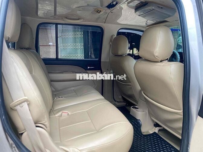 Ford Everest 2008 2.5L 4x2 MT - 130000 km