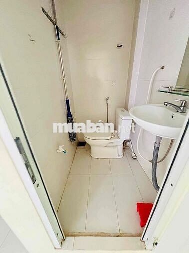 NHÀ SỔ HỒNG RIÊNG LẦU TRỆT đường Nguyễn Hiền vô gần trường Lê Quý Đôn