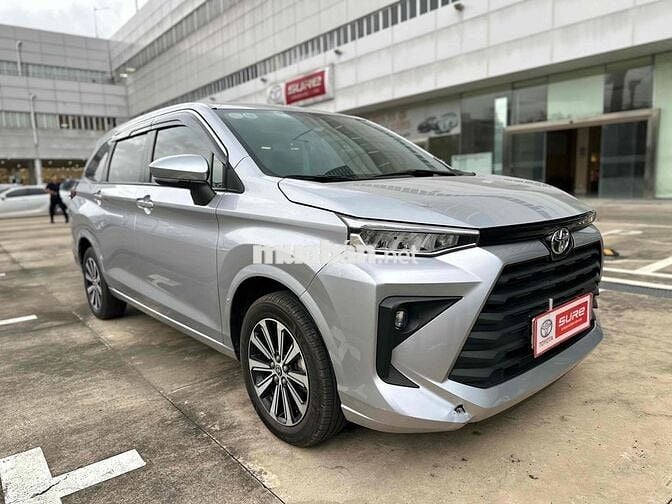 Toyota Avanza Premio 2023 Bạc 7c tự động