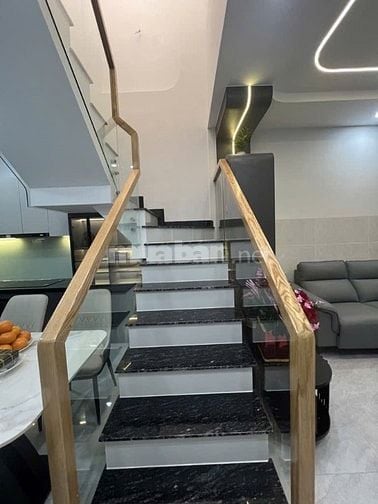 Nhà đẹp 2 tầng, Tân Quy, Q7, 4❌16, 🚗 đỗ cửa, full nội thất, nhỉnh 6t 