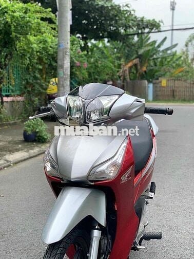 Honda phuture 2012 FI màu đỏ mới 95 % len ken