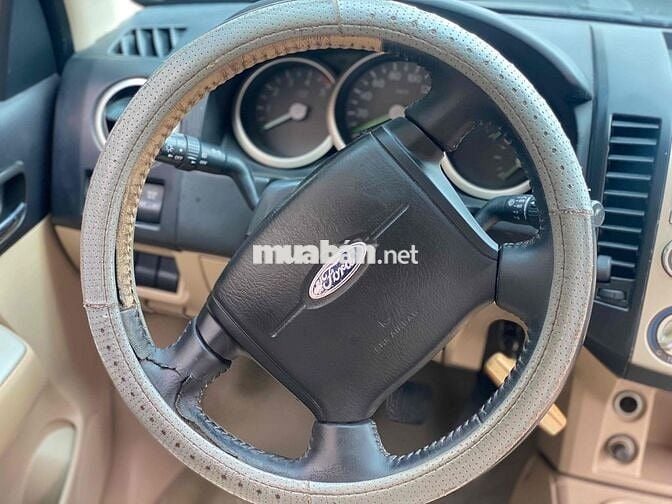 Ford Everest 2008 2.5L 4x2 MT - 130000 km