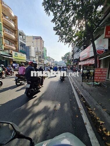 CHo thuê nhà mặt tiền đường Ông ích khiêm 5x12m 4L gần ngã 4 sầm uất