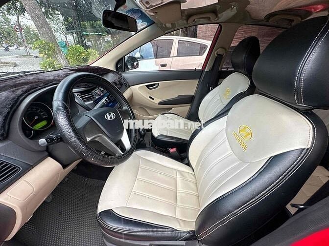 Hyundai Eon Đỏ 5 chỗ Số sàn