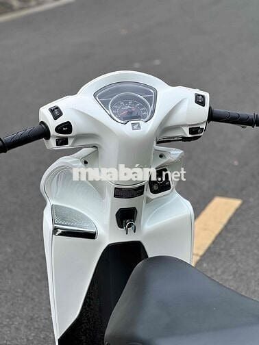 Honda Vision 2022 110cc Trắng Đen Bạc Có Trả Góp🎉🎉
