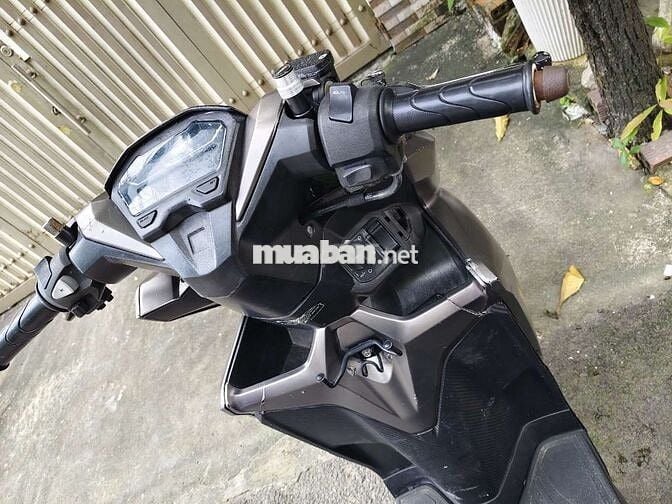 Honda Vario 150cc màu Nâu