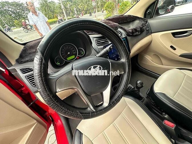 Hyundai Eon Đỏ 5 chỗ Số sàn