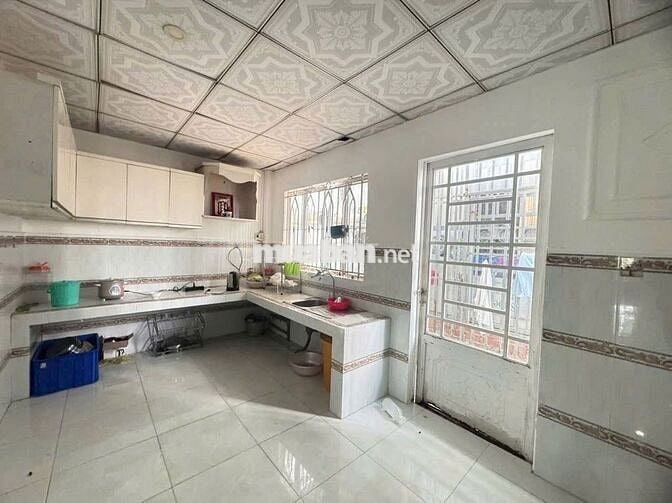 Căn nhà SHR đang cho thuê 6tr 1 tháng gần BV Xuyên Á 750 triệu