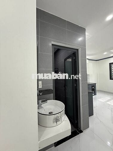 Chủ sang nước ngoài định cư bán căn nhà SHR 99m2 đẹp 760 triệu