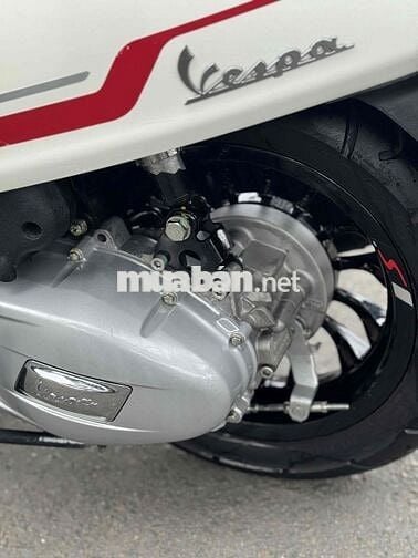 Vespa Sprint 125 2022 Trắng Đen Bản S chính chủ ky