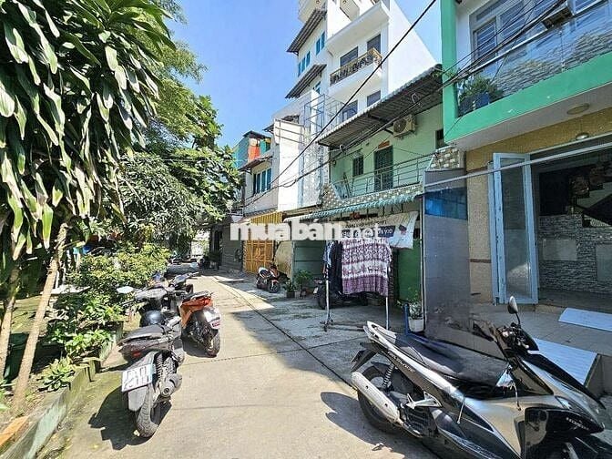 Nhà Hẻm Ô Tô đường Phan Anh Giáp Quận 6.Nhà 3 Tầng đang sửa sang đẹp.