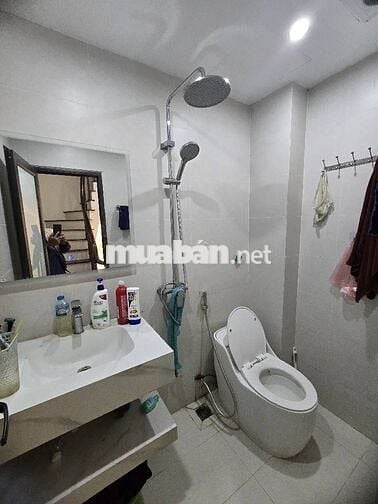 KĐT Đền Lừ nhà đẹp 46m x5T thang máy, giá cực hợp lý,chủ nhà thiện chí