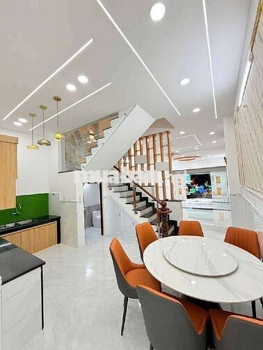 NHÀ MẶT TIỀN NHỰA THÔNG BÀ ĐIỂM GẦN PHAN VĂN HỚN CHỢ ĐẠI HẢI