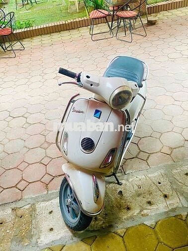 Piaggio Vespa LX 125 Trắng Đã sử dụng
