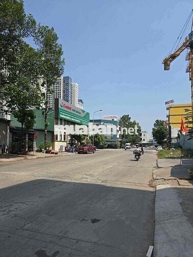 GIẢM 3 TỶ SIÊU PHẨM TOÀ NHÀ 6 TẦNG KARAOKE MẶT TIỀN ĐƯỜNG 25MÉT