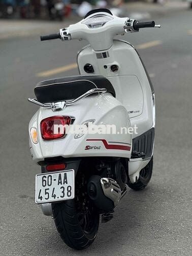 Vespa Sprint 125 2022 Trắng Đen Bản S chính chủ ky