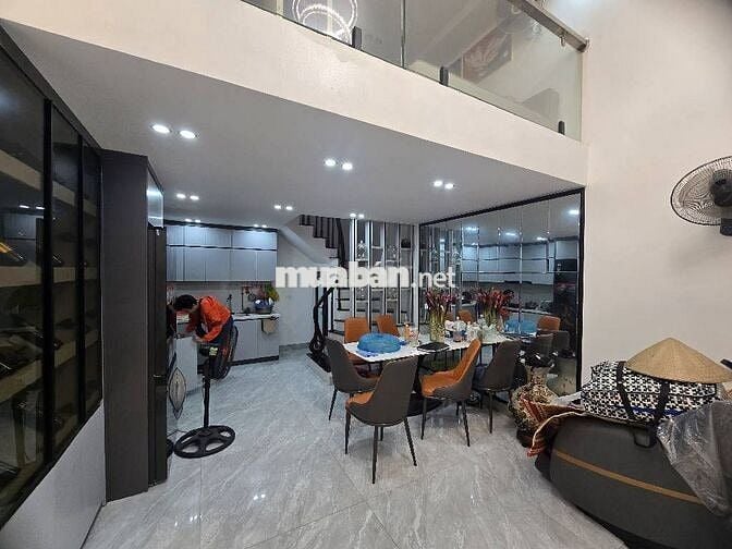 KĐT Đền Lừ nhà đẹp 46m x5T thang máy, giá cực hợp lý,chủ nhà thiện chí