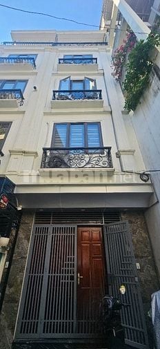 Bán Nhà Xã Đàn Đống Đa 36m 5 tầng 6 ngủ Ngõ đều Rộng 3m 130m Ra Phố 