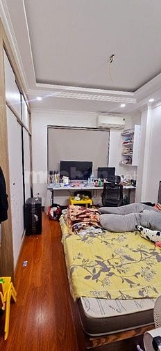 Bán Nhà Xã Đàn Đống Đa 36m 5 tầng 6 ngủ Ngõ đều Rộng 3m 130m Ra Phố 