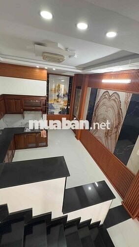 nhà ở riêng lẻ . 4x14 shr . pbhhB . bT