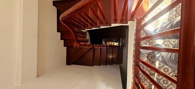 Bán Nhà Xã Đàn Đống Đa 36m 5 tầng 6 ngủ Ngõ đều Rộng 3m 130m Ra Phố 