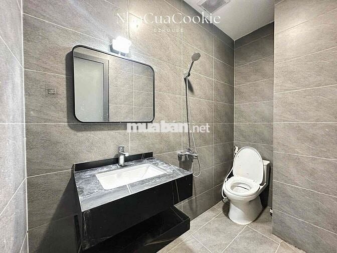 STUDIO 30M2 FULL NỘI THẤT MỚI XÂY NGAY KHU SÂN BAY - GẦN TRUNG TÂM