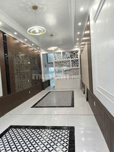 Bán nhà đẹp mặt đường Nguyễn Hữu Tuệ phố Cấm